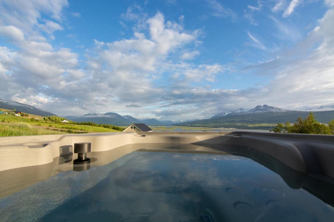 Viking Cottages & Apartments Akureyri Bagian luar foto