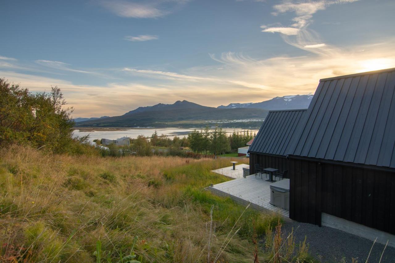 Viking Cottages & Apartments Akureyri Bagian luar foto