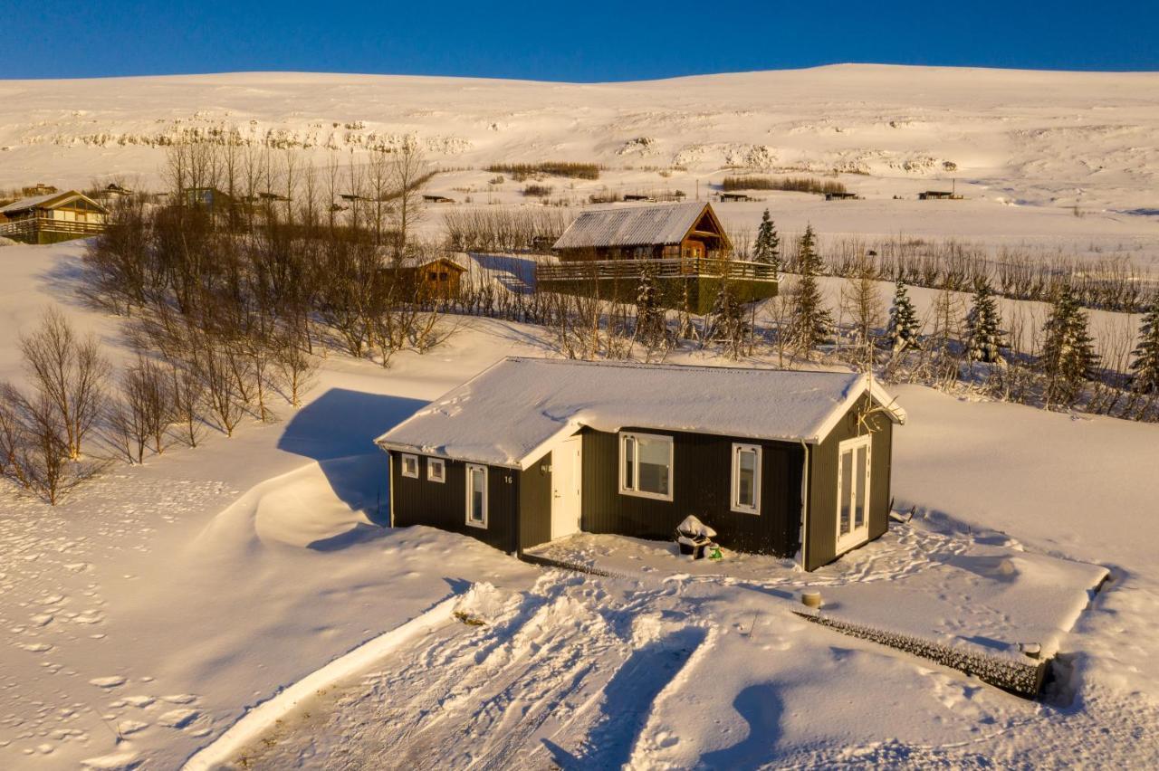 Viking Cottages & Apartments Akureyri Bagian luar foto