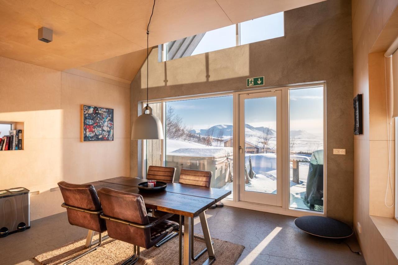 Viking Cottages & Apartments Akureyri Bagian luar foto