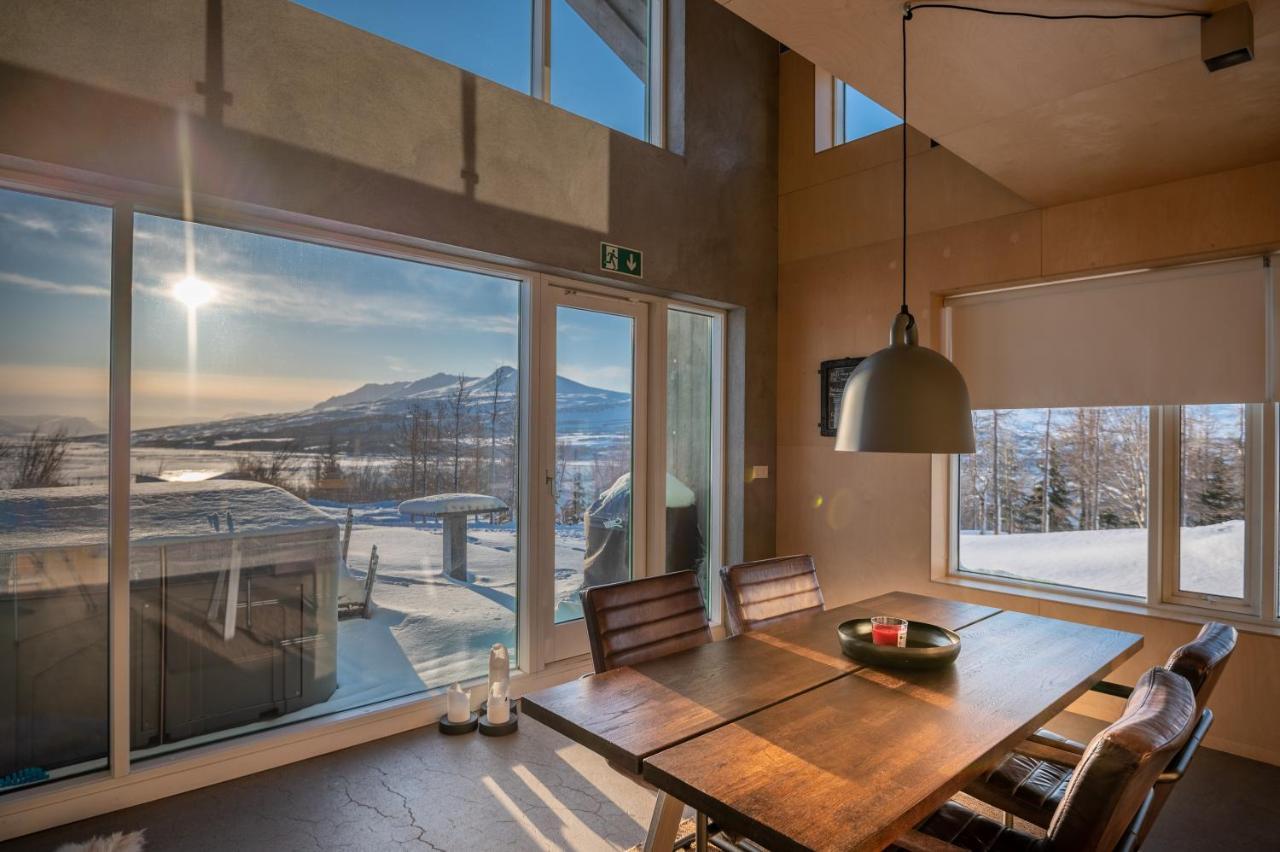 Viking Cottages & Apartments Akureyri Bagian luar foto